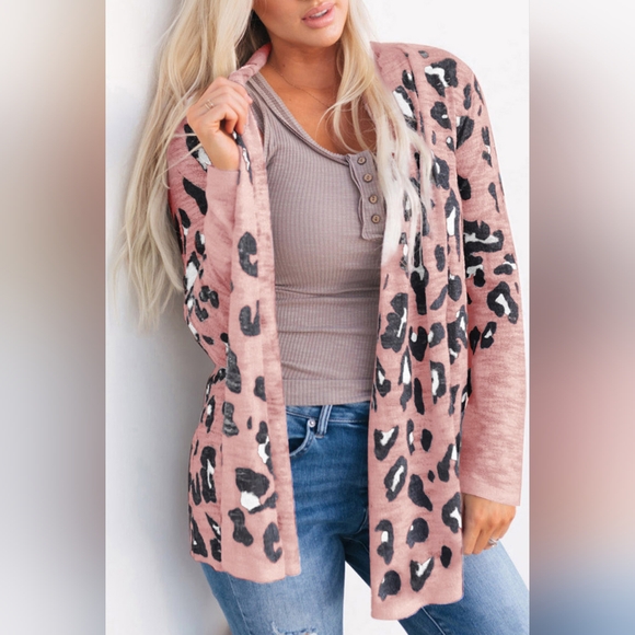 Women's Dusty Pink Leopard Printed Long Sleeve Cardigan - Picture 3 of 3